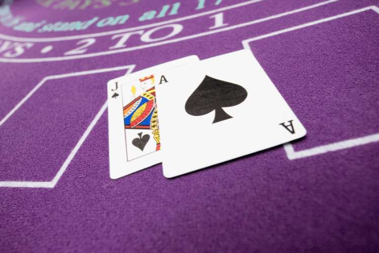 winning strategies for live blackjack